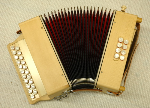 diatonic accordions Loïc